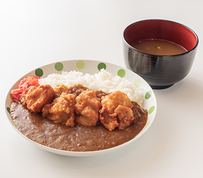 唐揚げカレー(味噌汁付き)